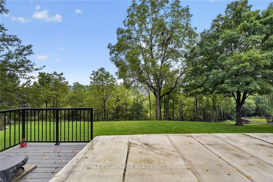 Photo 39 of 16 Elk Street, St. Catharines, Rykert/Vansickle — HOMEH
