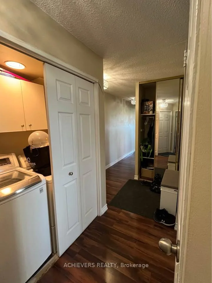 Photo 7 of Unit 507, 3590 Kaneff Crescent, Mississauga, Mississauga Valleys — HOMEH