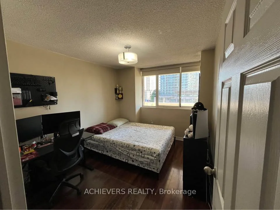 Photo 12 of Unit 507, 3590 Kaneff Crescent, Mississauga, Mississauga Valleys — HOMEH