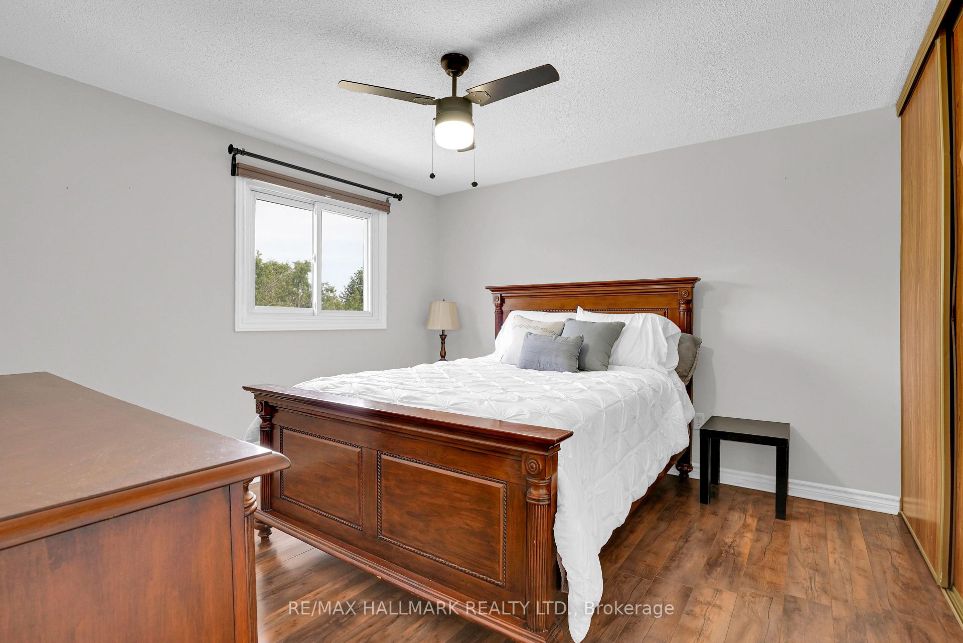 Photo 26 of 36 Ridgeway Avenue, Barrie, Allandale Heights — HOMEH