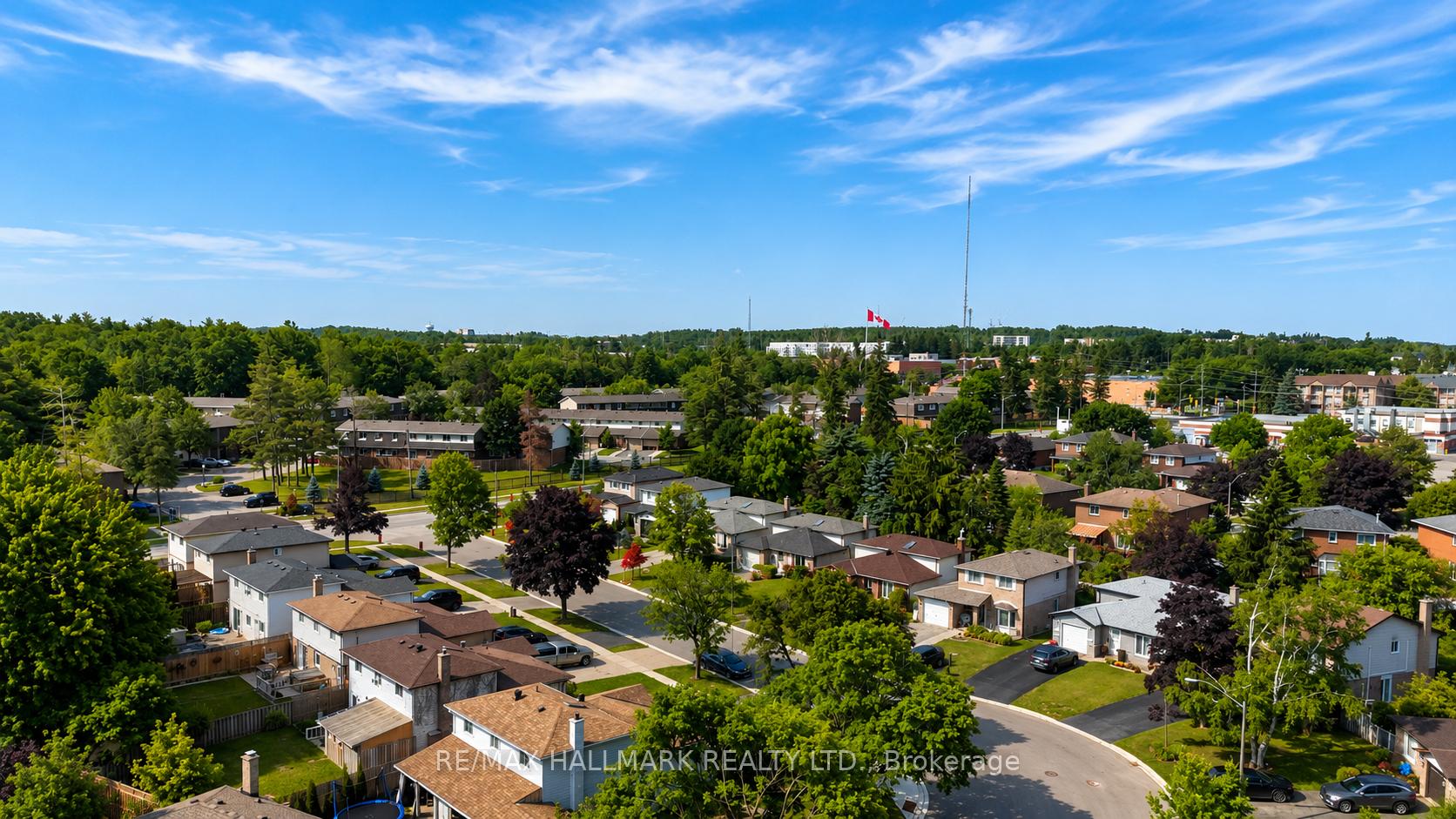 Photo 35 of 36 Ridgeway Avenue, Barrie, Allandale Heights — HOMEH