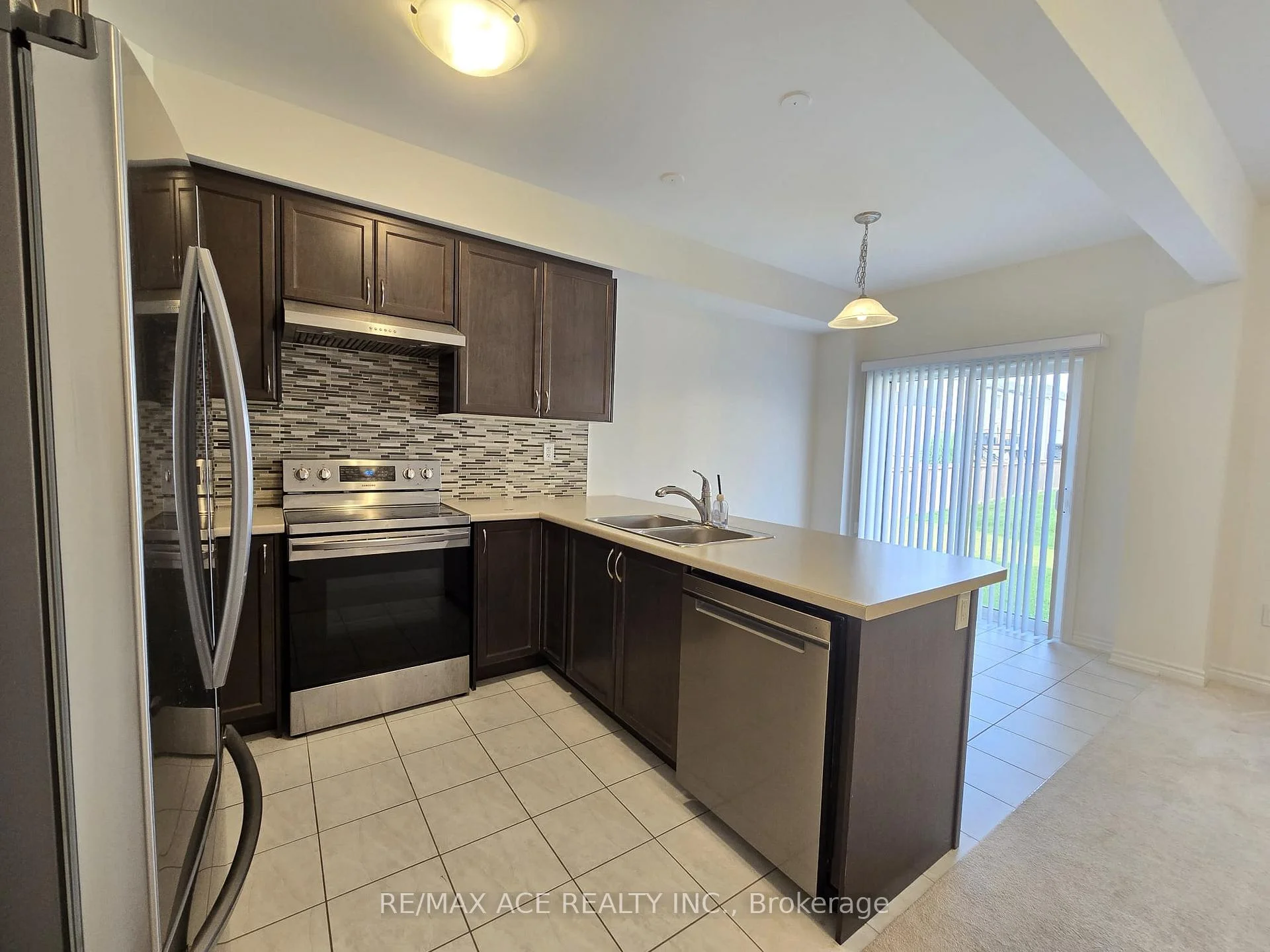 Photo 10 of 103 Flagg Avenue, Brant, Paris — HOMEH
