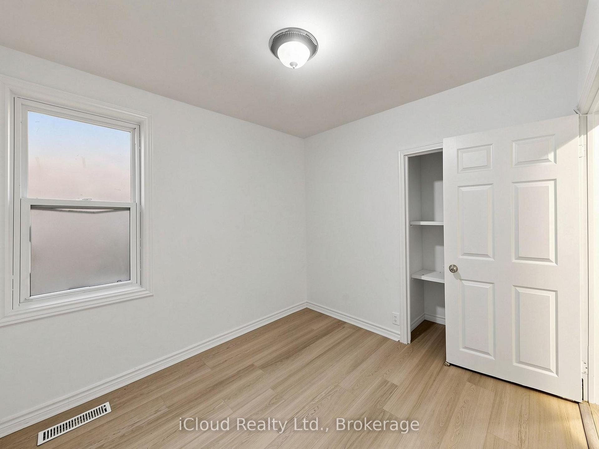 Photo 32 of 32 Seventeenth Street, Etobicoke, New Toronto — HOMEH
