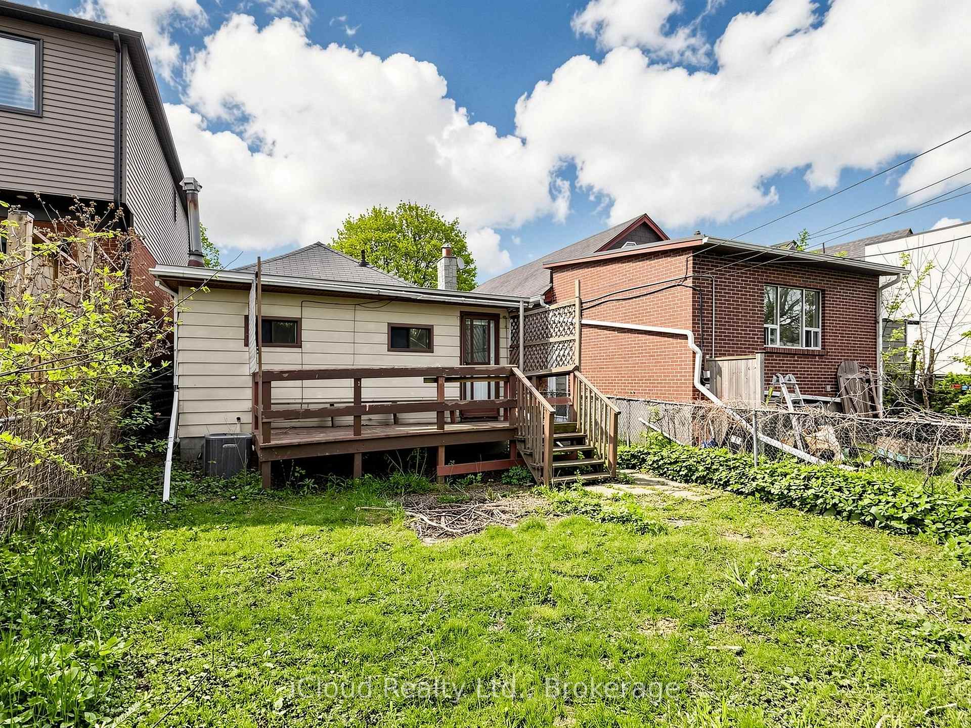 Photo 43 of 32 Seventeenth Street, Etobicoke, New Toronto — HOMEH