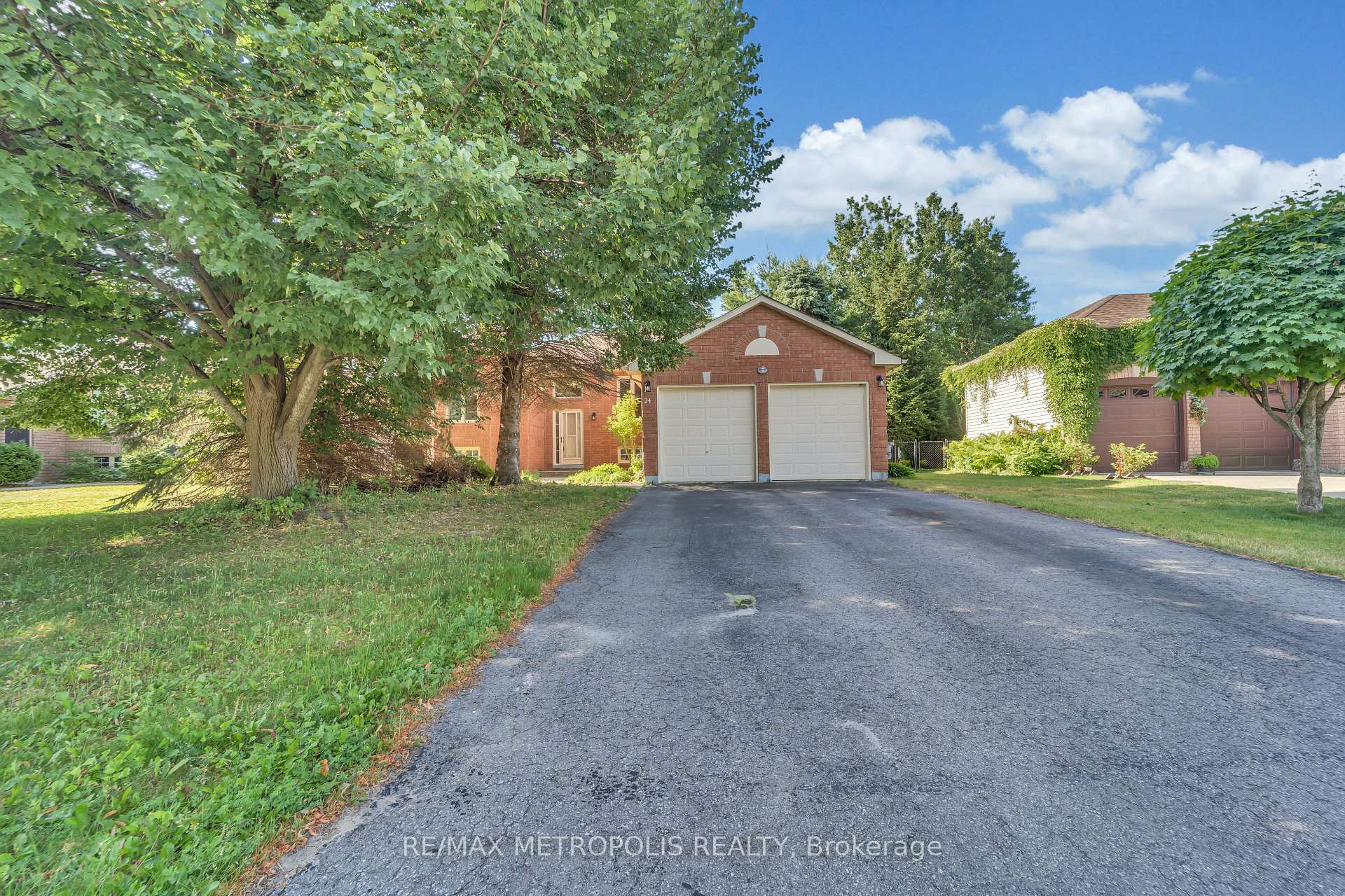 Photo 22 of 24 Acorn Crescent, Wasaga Beach — HOMEH