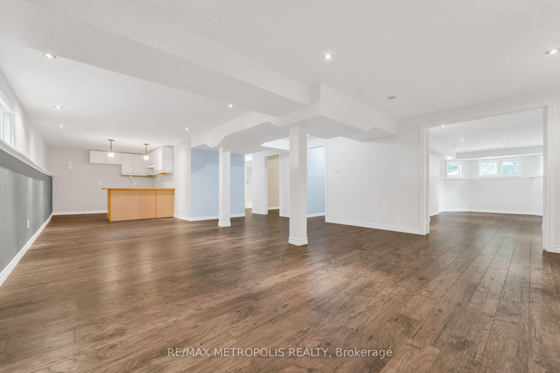 Photo 34 of 24 Acorn Crescent, Wasaga Beach — HOMEH