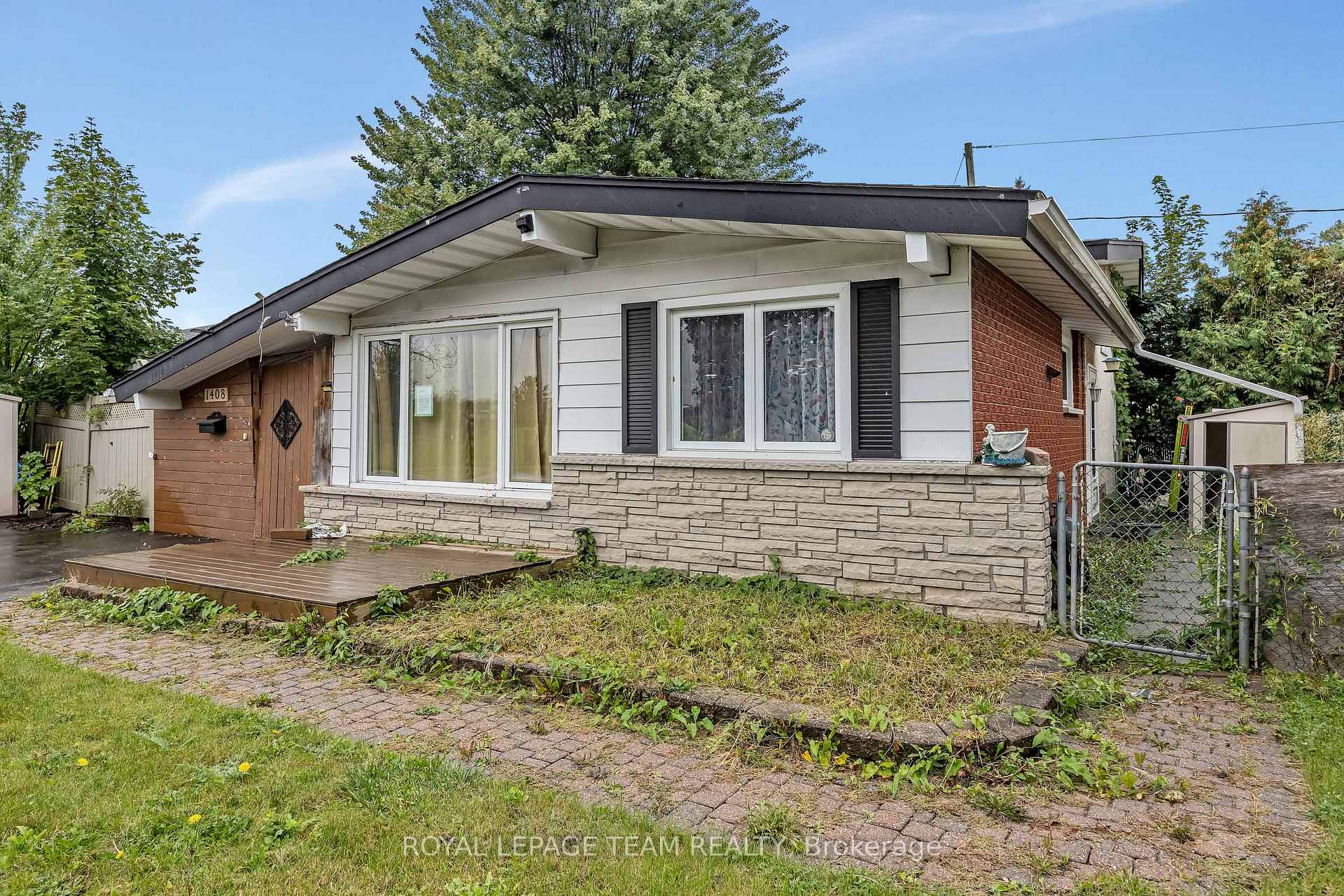 Photo 3 of 1408 Major Road, Ottawa, Bilberry Creek/Queenswood Heights — HOMEH