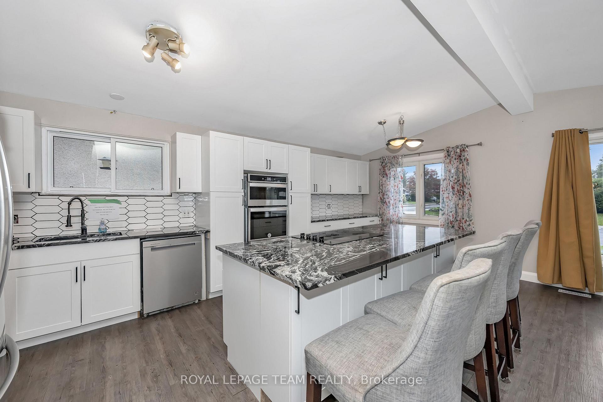 Photo 13 of 1408 Major Road, Ottawa, Bilberry Creek/Queenswood Heights — HOMEH