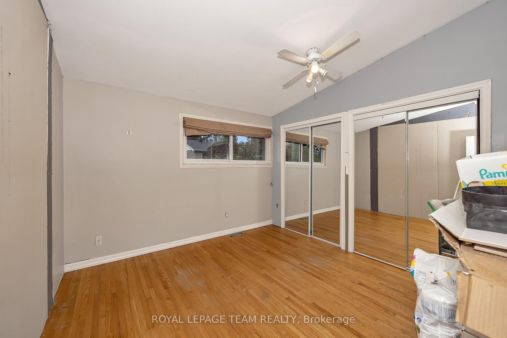Photo 24 of 1408 Major Road, Ottawa, Bilberry Creek/Queenswood Heights — HOMEH