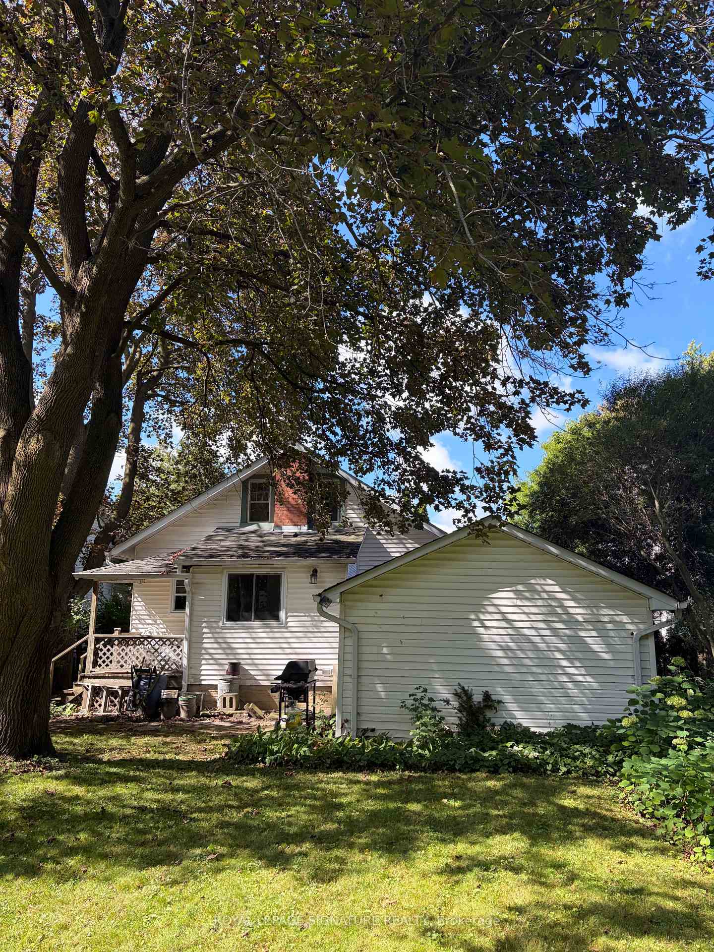 Photo 3 of 121 Wells Street, Aurora, Aurora Village — HOMEH