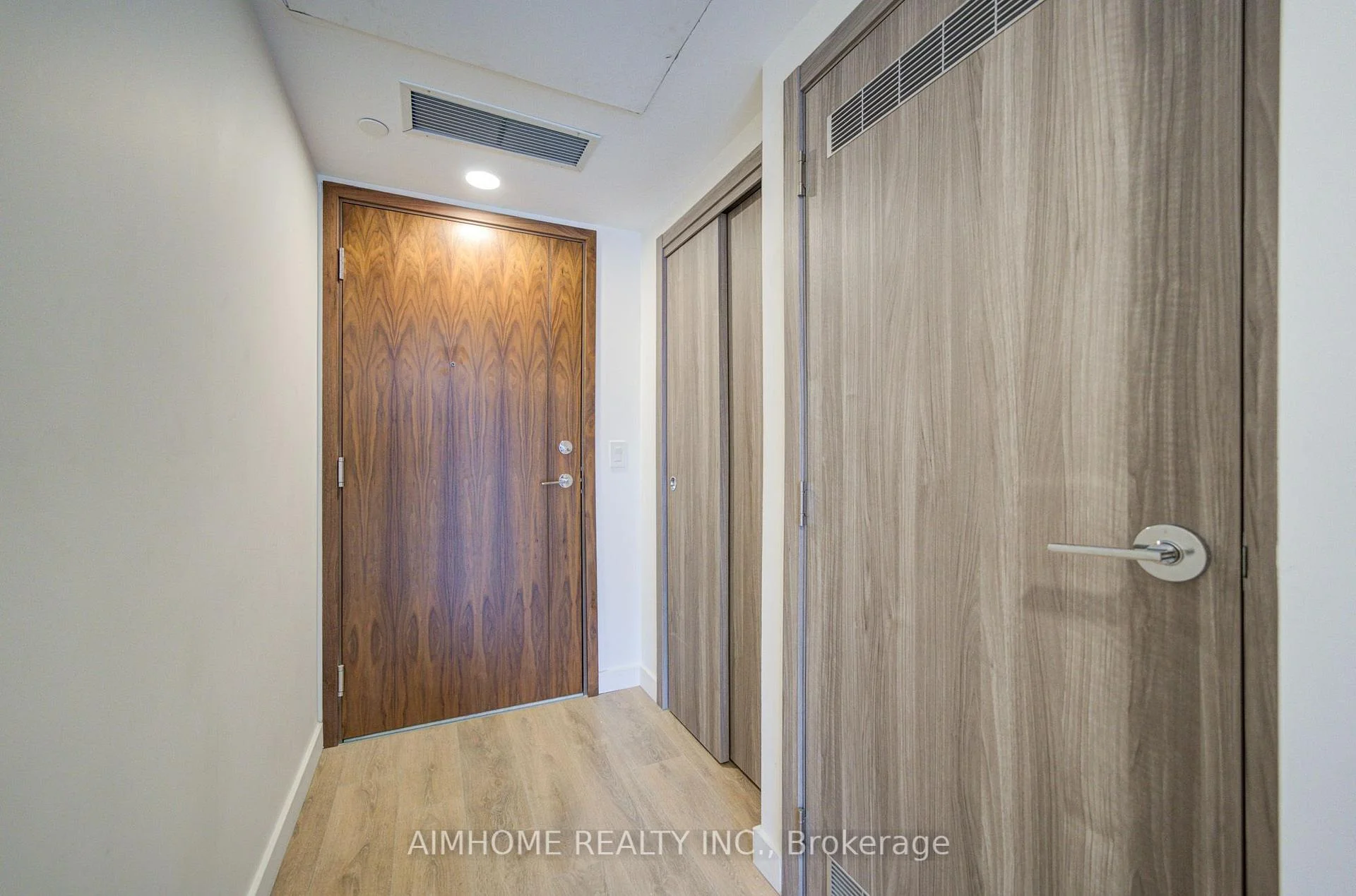 Photo 12 of Unit 1209, 38 Widmer Street, Toronto, Waterfront Communities — HOMEH