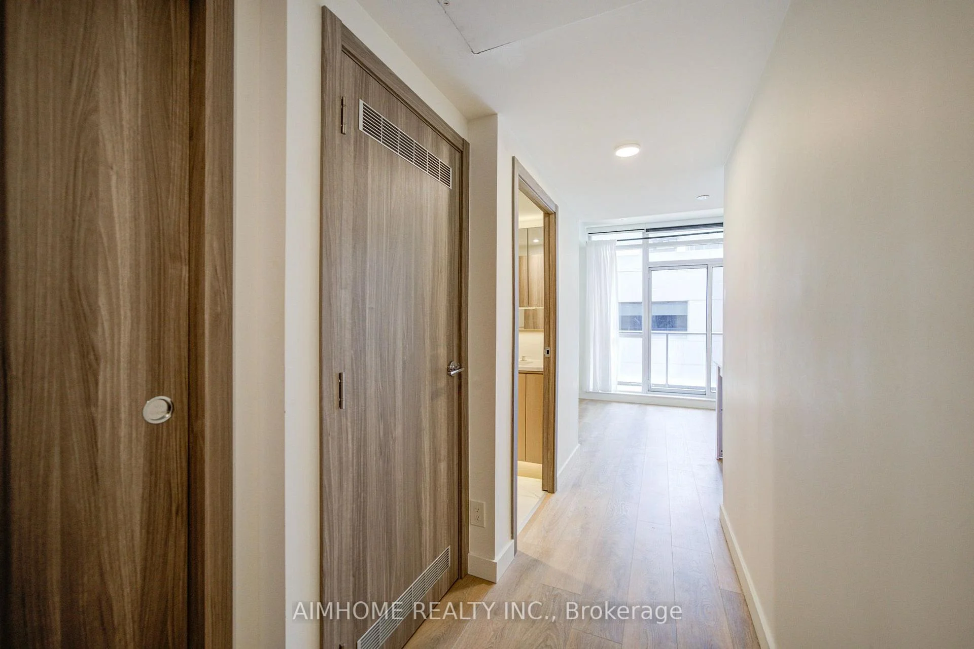 Photo 16 of Unit 1209, 38 Widmer Street, Toronto, Waterfront Communities — HOMEH