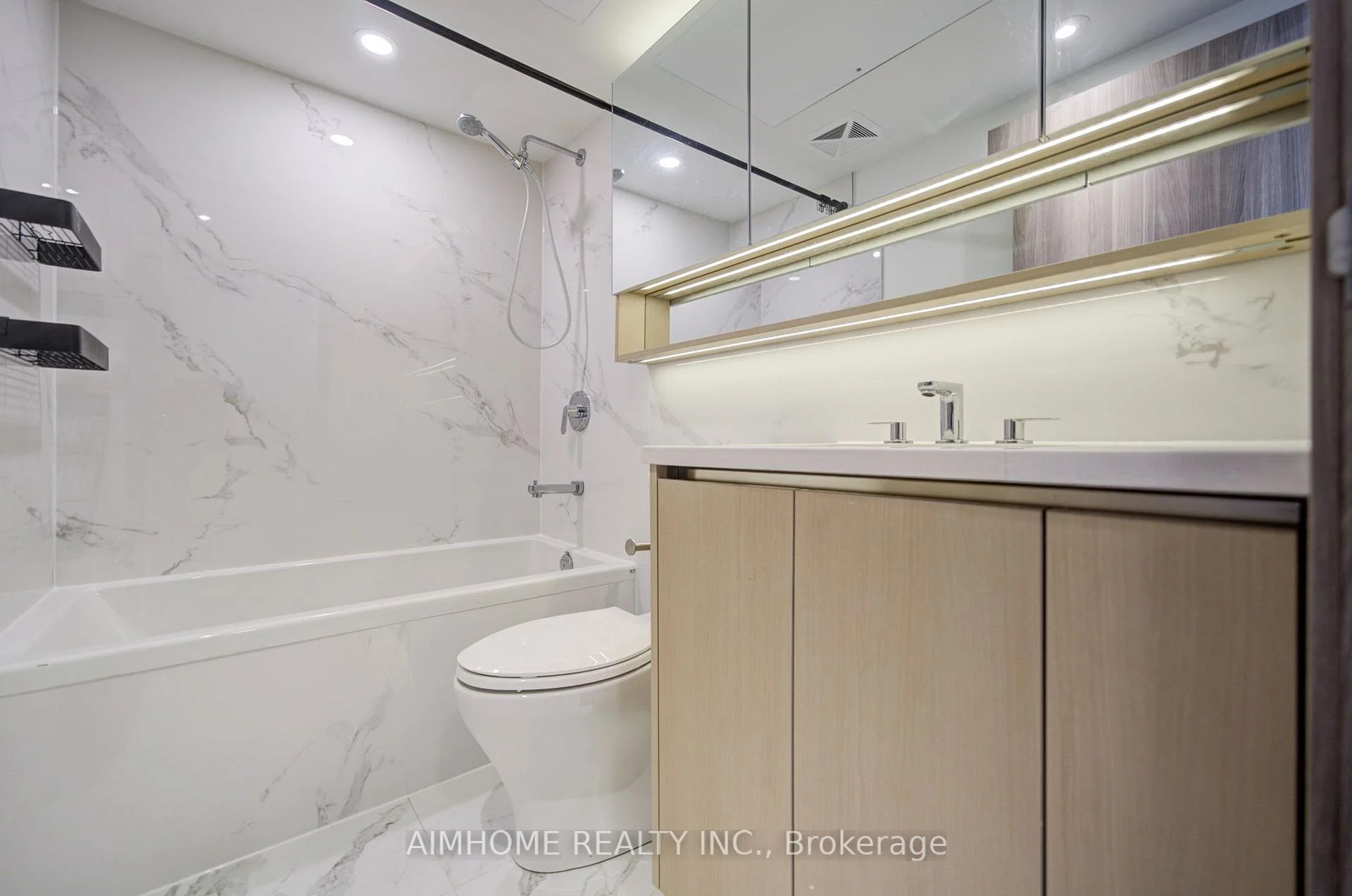 Photo 18 of Unit 1209, 38 Widmer Street, Toronto, Waterfront Communities — HOMEH