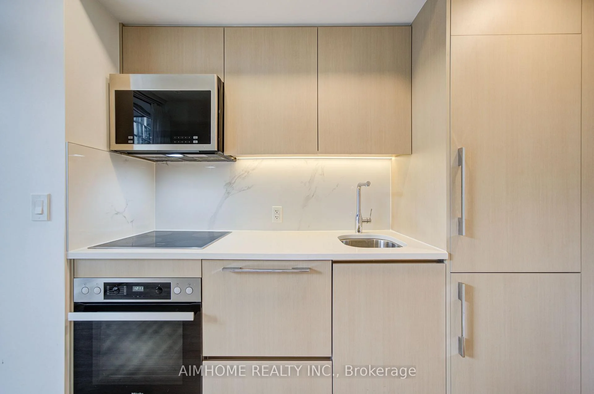 Photo 30 of Unit 1209, 38 Widmer Street, Toronto, Waterfront Communities — HOMEH