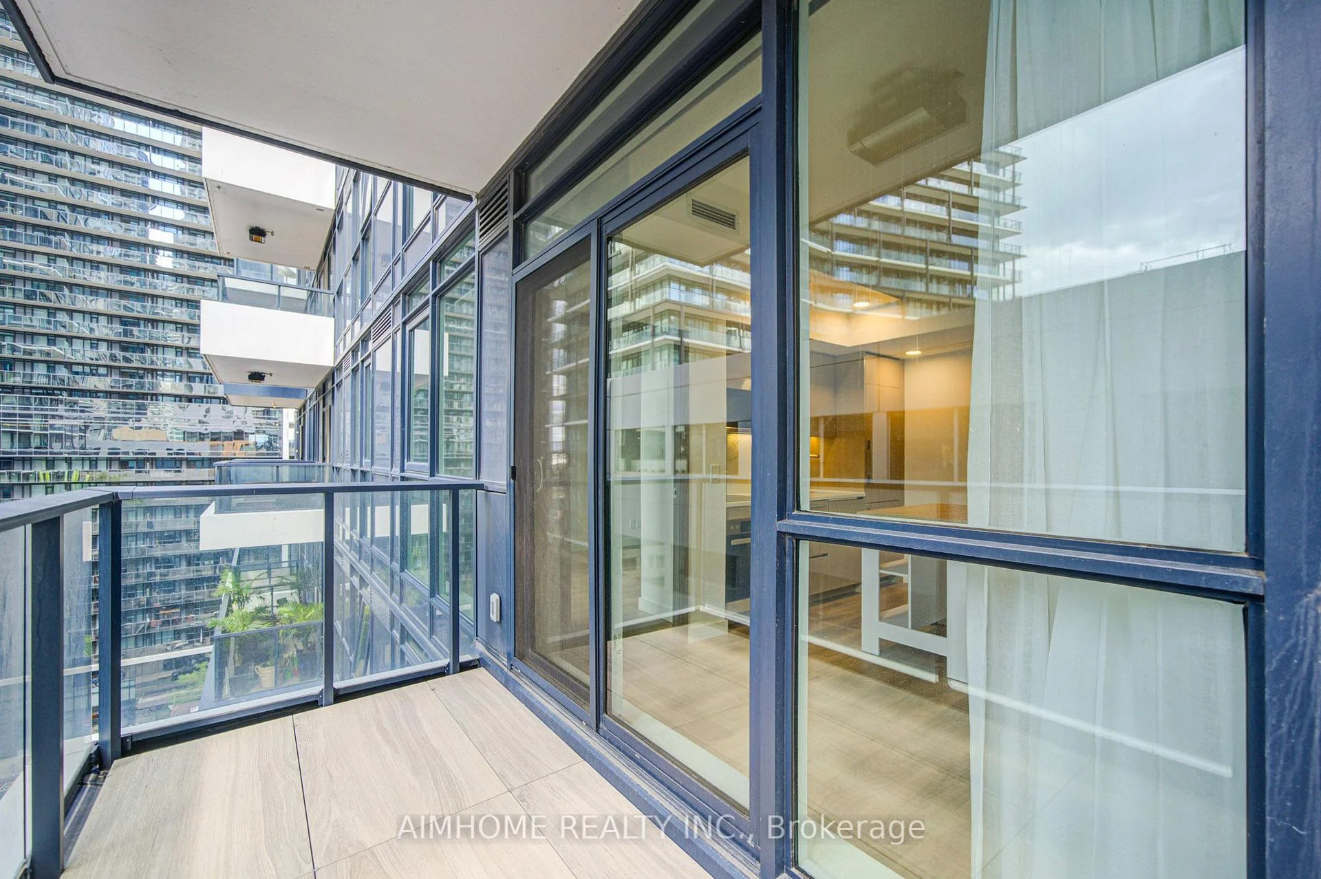 Photo 42 of Unit 1209, 38 Widmer Street, Toronto, Waterfront Communities — HOMEH