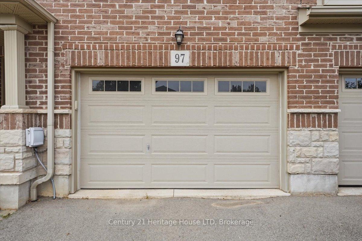 Photo 3 of 97 Abbott Place, Pelham, Fonthill — HOMEH