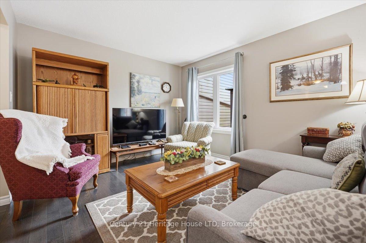 Photo 14 of 97 Abbott Place, Pelham, Fonthill — HOMEH