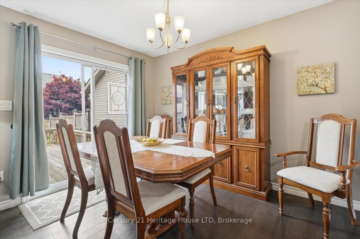 Photo 16 of 97 Abbott Place, Pelham, Fonthill — HOMEH