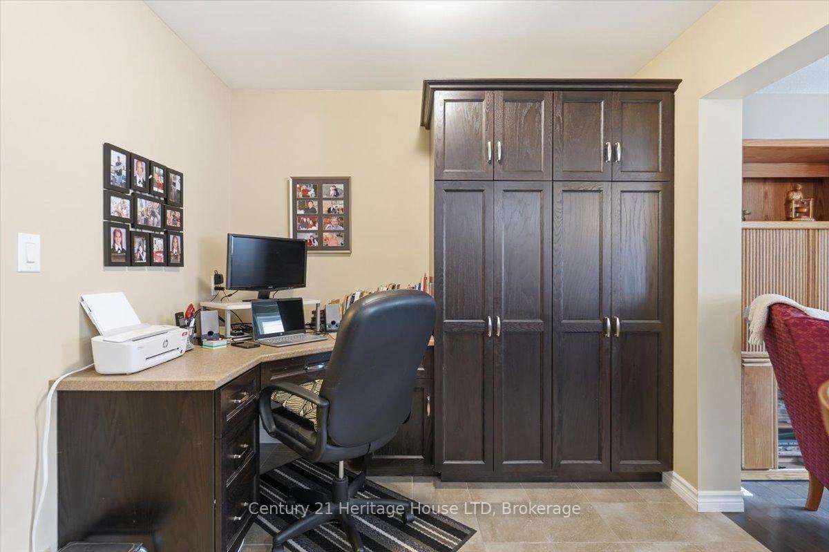 Photo 17 of 97 Abbott Place, Pelham, Fonthill — HOMEH