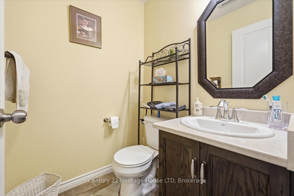 Photo 18 of 97 Abbott Place, Pelham, Fonthill — HOMEH