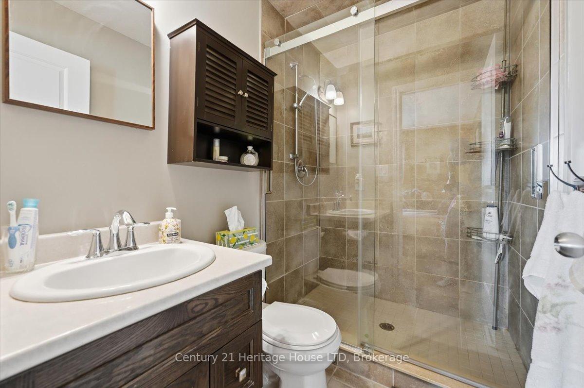 Photo 28 of 97 Abbott Place, Pelham, Fonthill — HOMEH