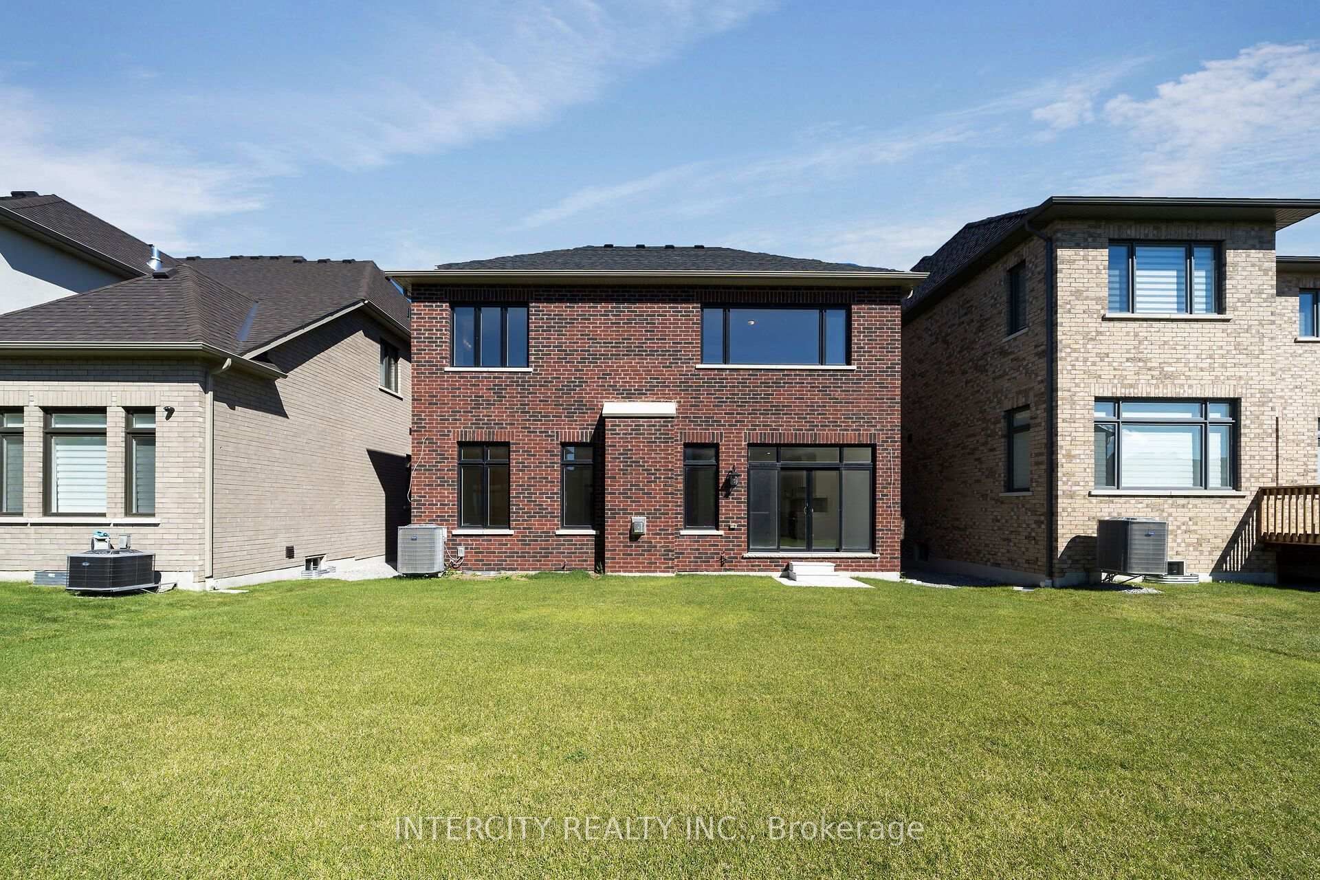 Photo 50 of 33 Gianvito Crescent, King, King City — HOMEH