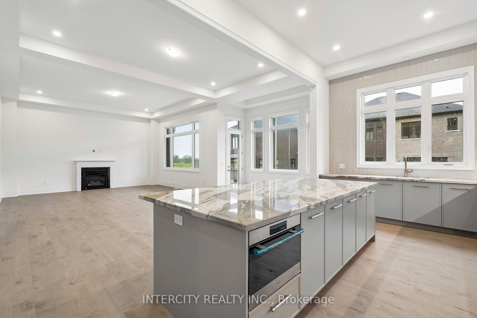 Photo 17 of 17 Garriock Hall Avenue, King, King City — HOMEH