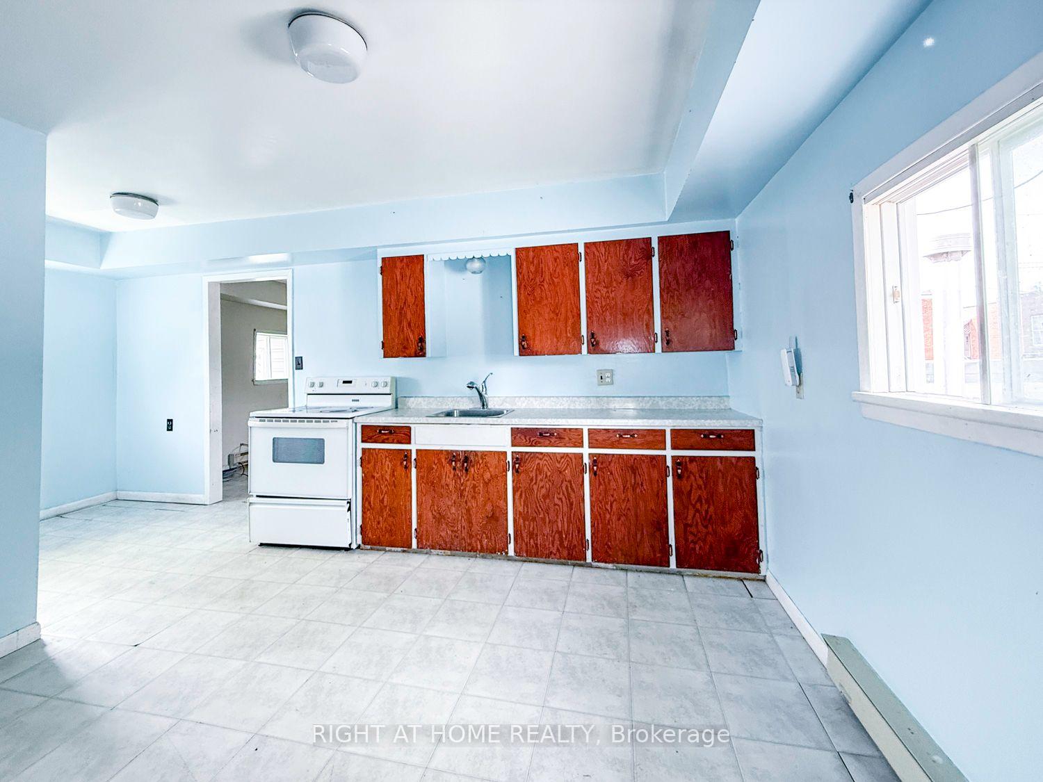 Photo 15 of 3024 Brigden Road, St. Clair — HOMEH