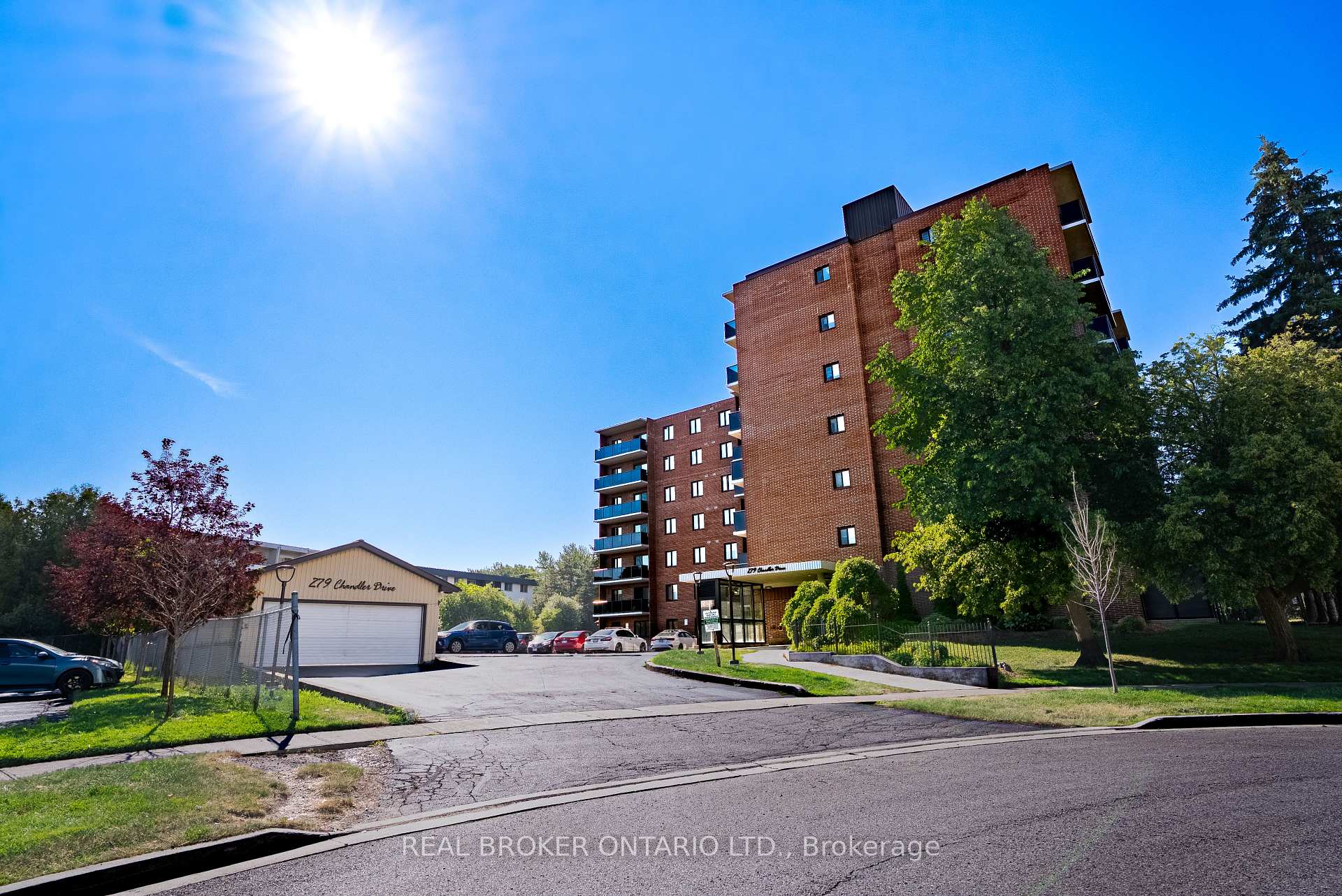 Photo 2 of Unit 203, 279 Chandler Drive, Waterloo — HOMEH