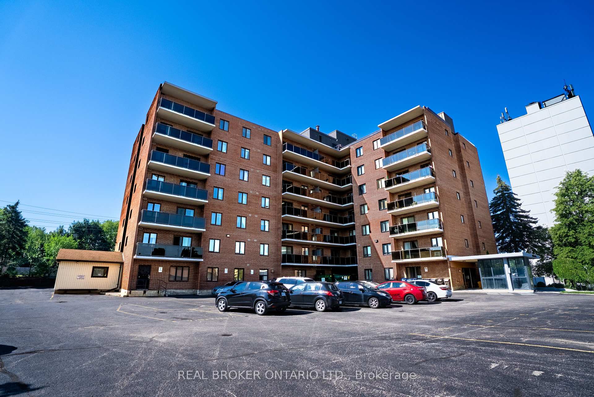 Photo 3 of Unit 203, 279 Chandler Drive, Waterloo — HOMEH