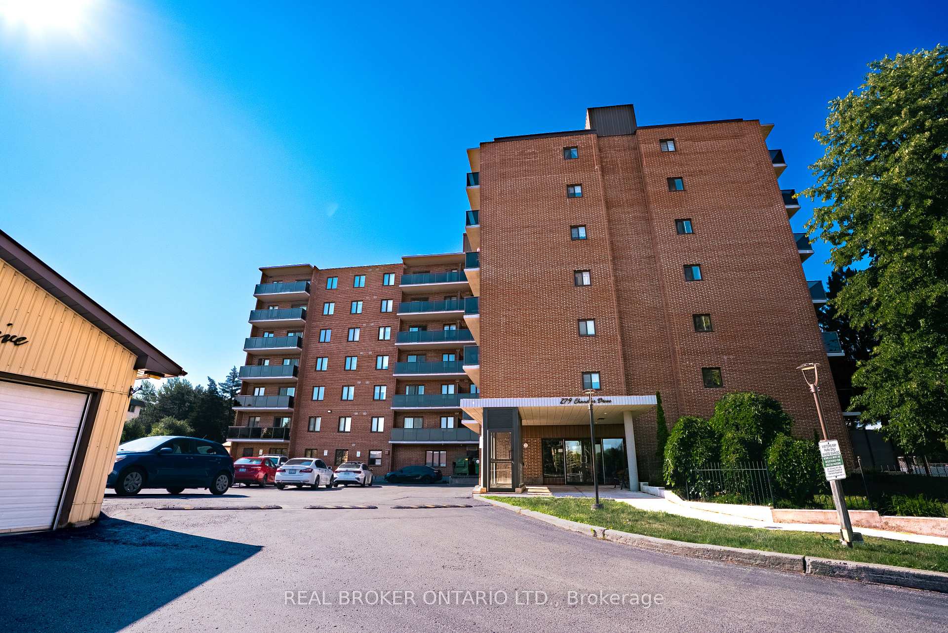 Photo 4 of Unit 203, 279 Chandler Drive, Waterloo — HOMEH