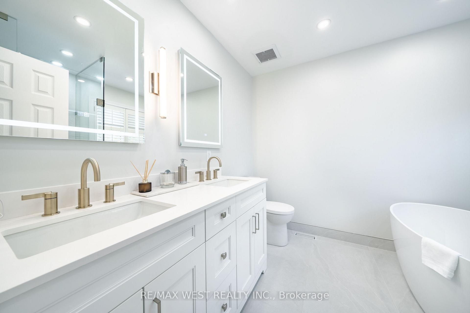 Photo 7 of 40 Sequoia Road, Vaughan, Sonoma Heights — HOMEH