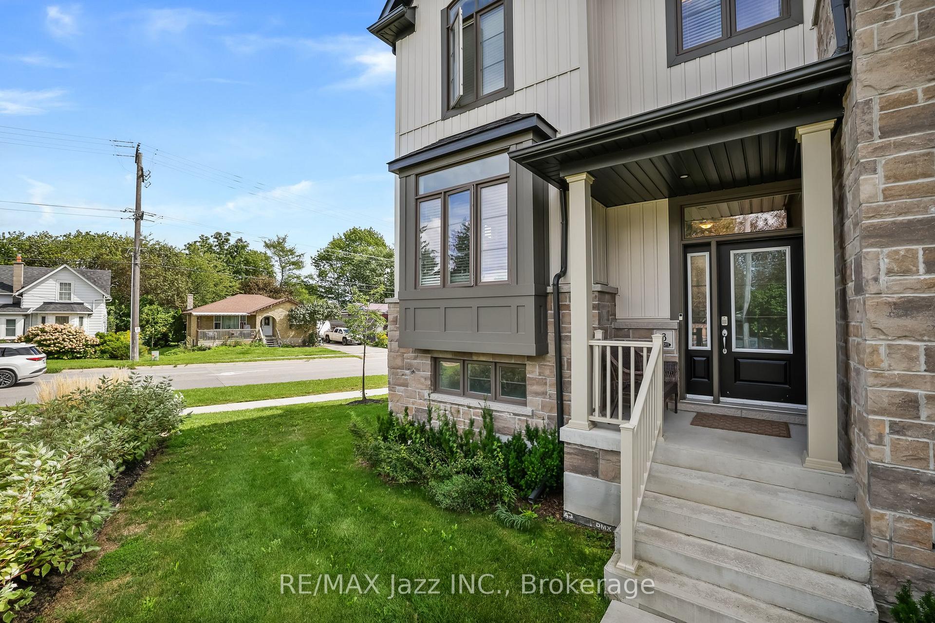 Photo 5 of 3 Shand Lane, Scugog, Port Perry — HOMEH