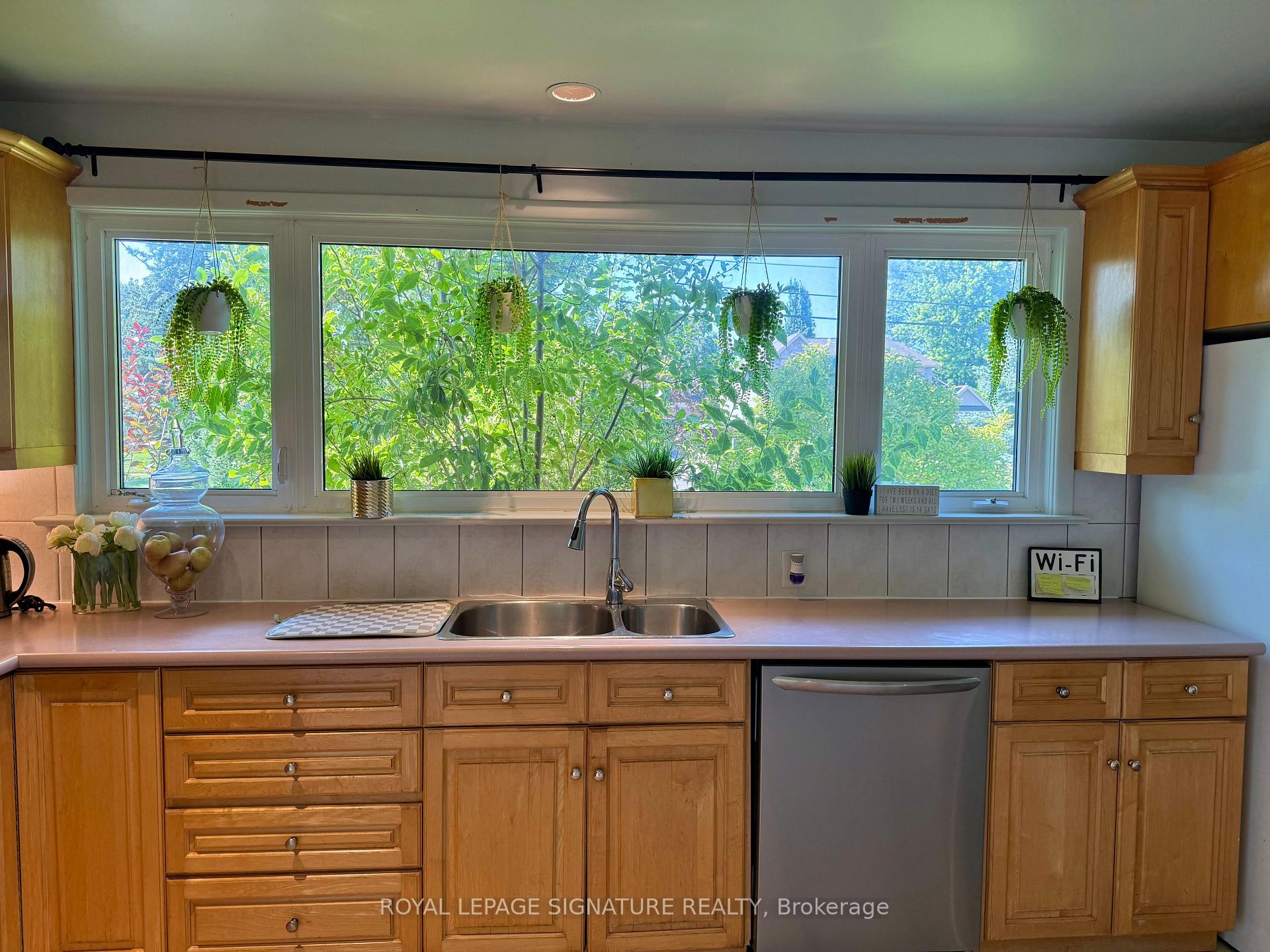 Photo 7 of 1350 Rebecca Street, Oakville, Southwest — HOMEH