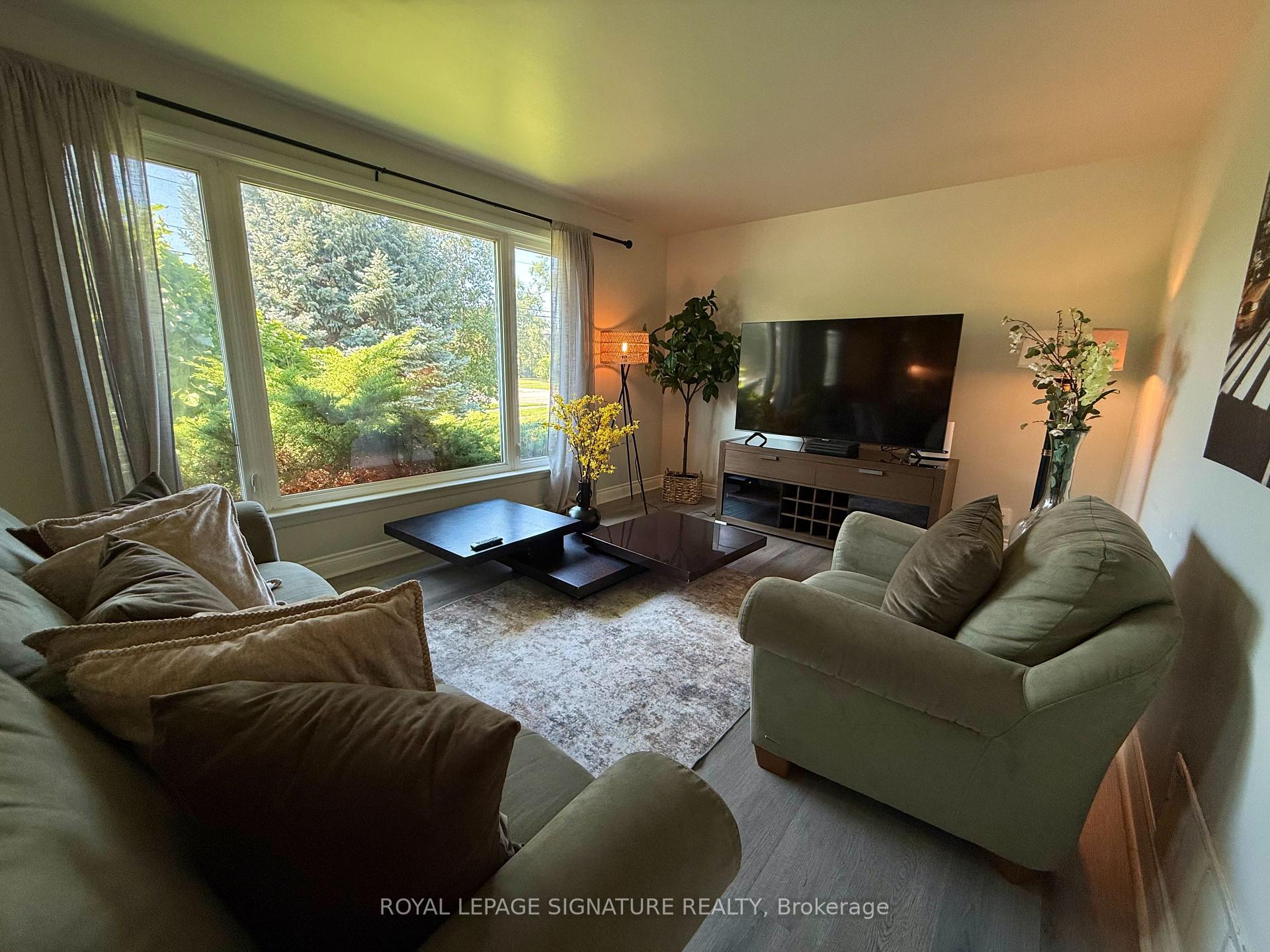 Photo 10 of 1350 Rebecca Street, Oakville, Southwest — HOMEH