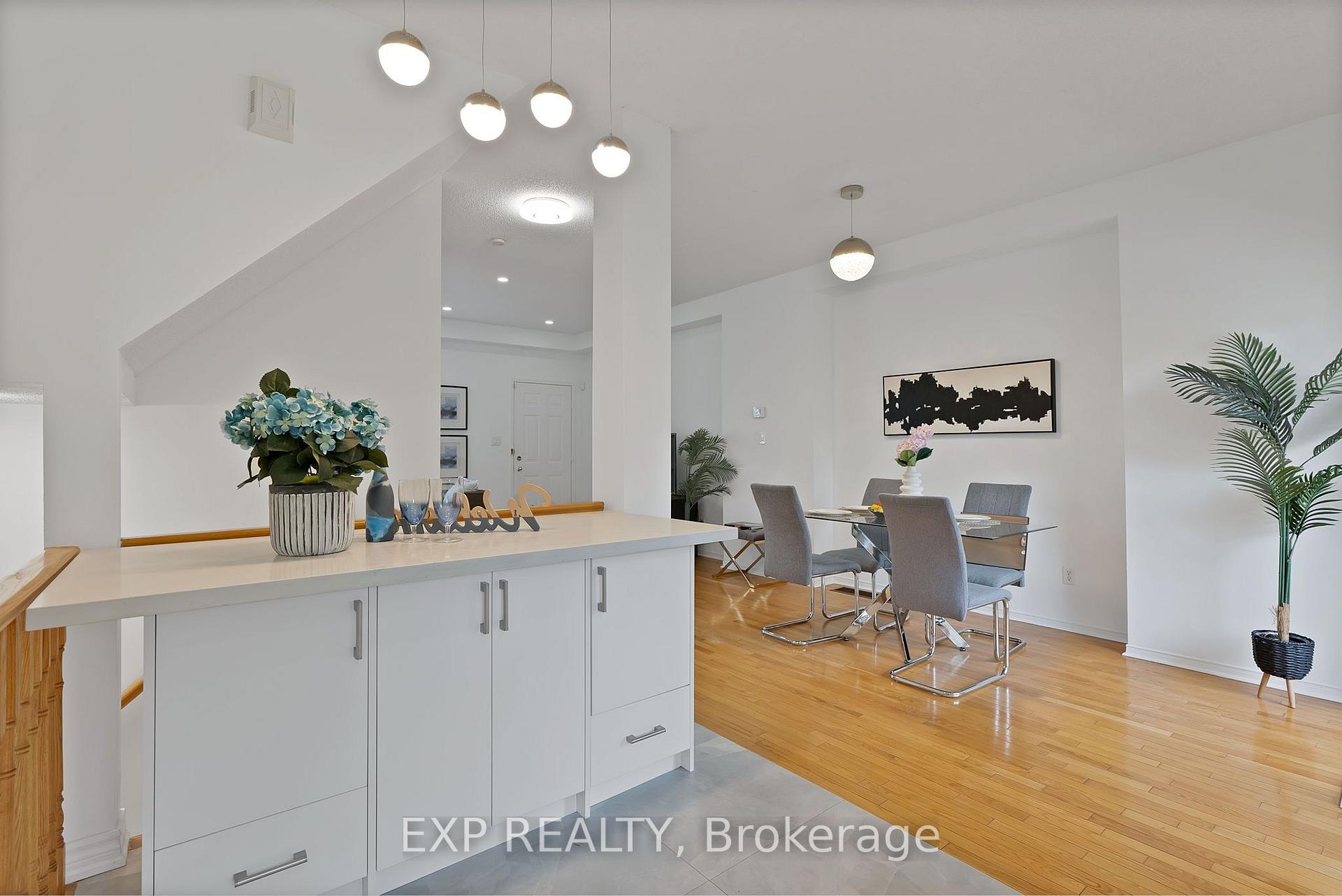 Photo 20 of 11 Maple Park Way, Markham, Milliken Mills West — HOMEH