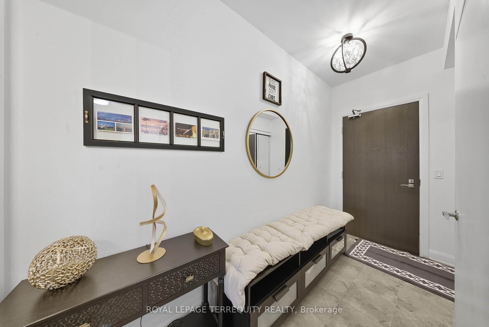 Photo 1 of Unit 902, 2910 Highway 7, Vaughan, Concord — HOMEH