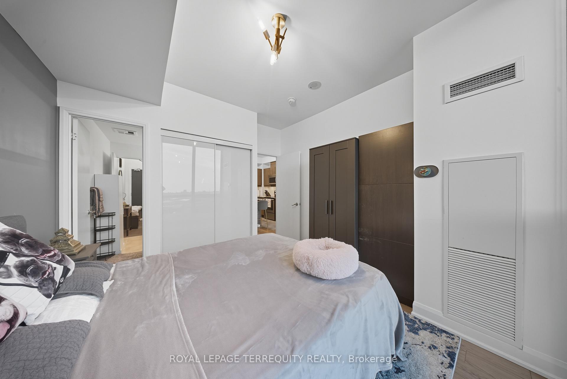 Photo 11 of Unit 902, 2910 Highway 7, Vaughan, Concord — HOMEH