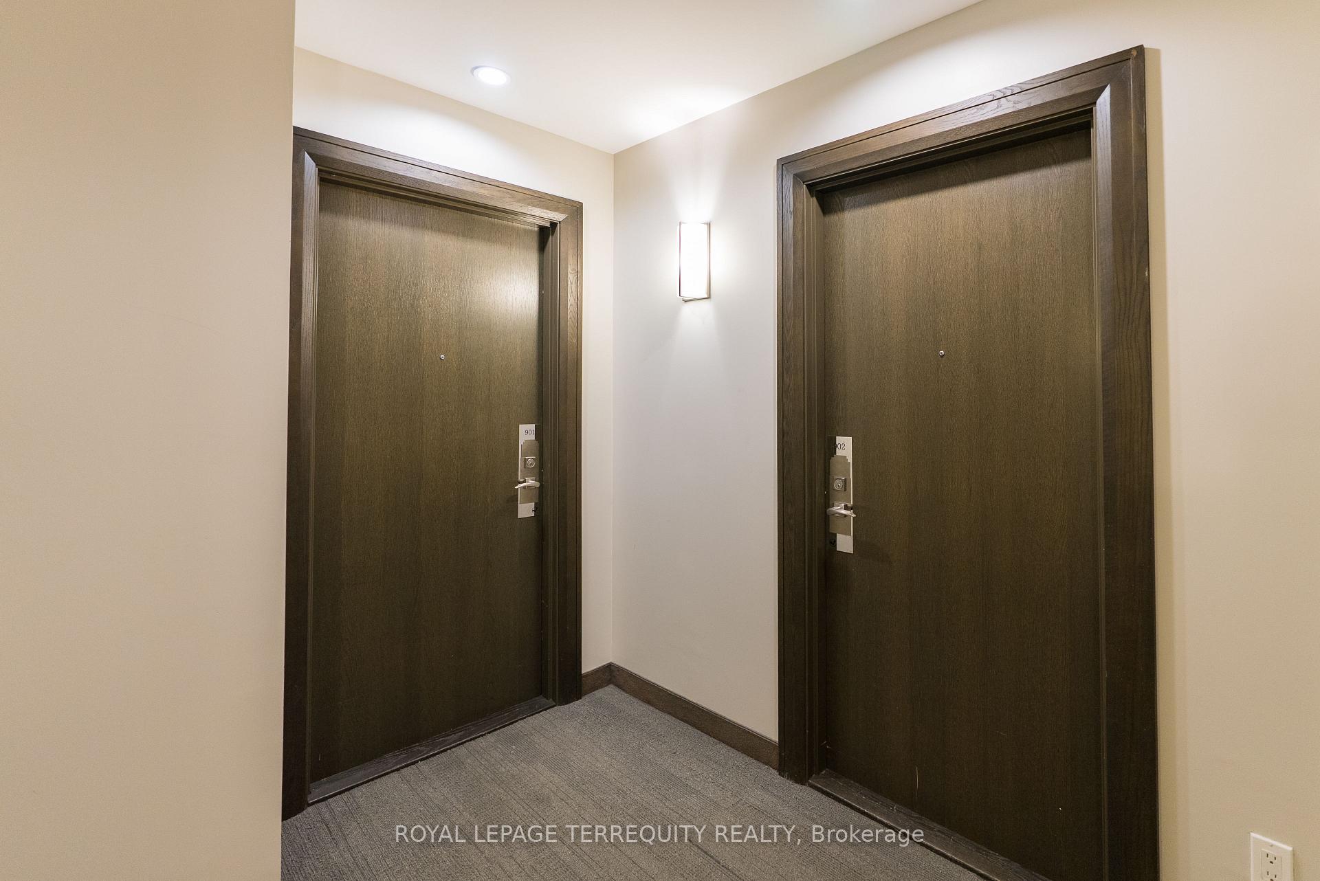 Photo 13 of Unit 902, 2910 Highway 7, Vaughan, Concord — HOMEH