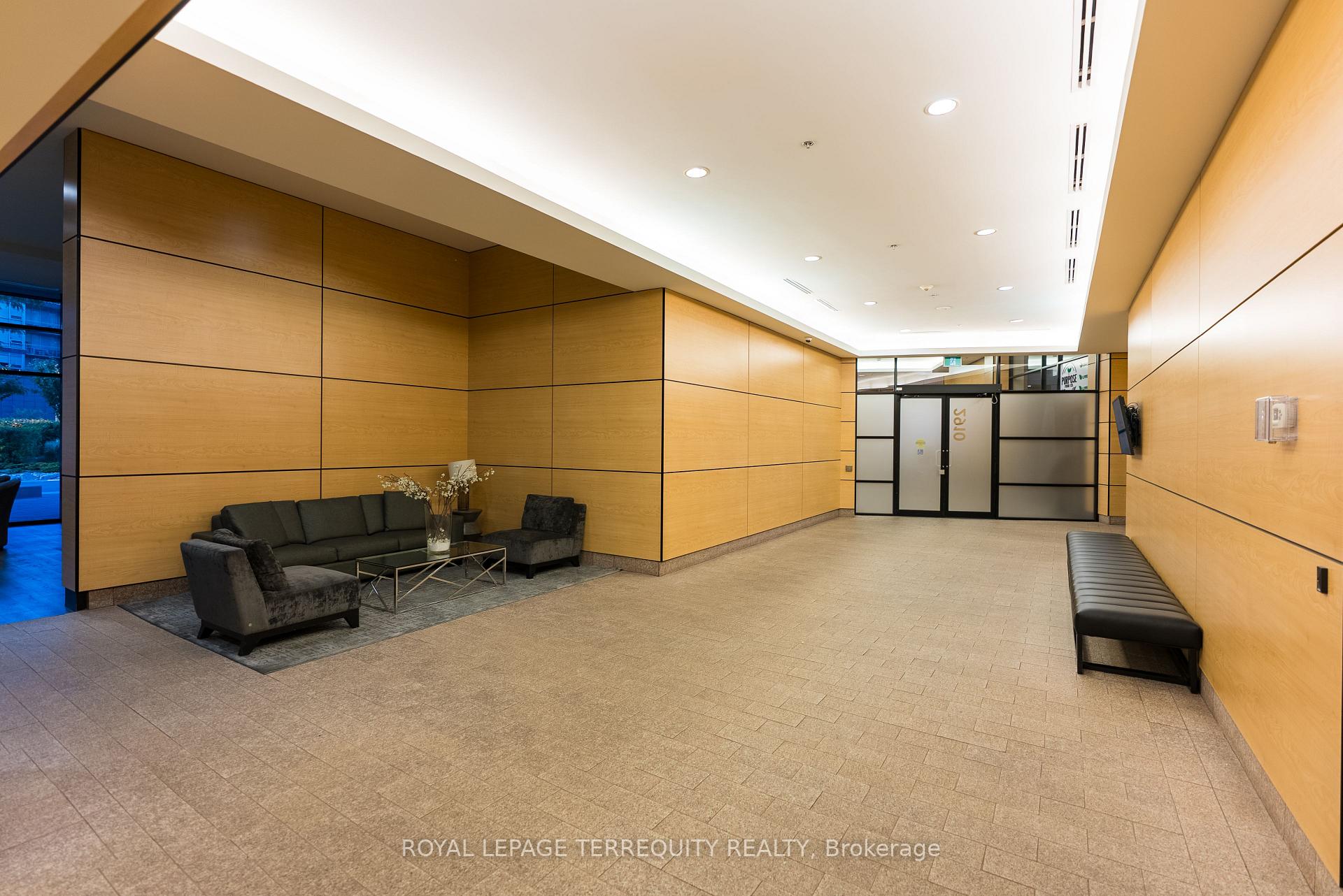 Photo 15 of Unit 902, 2910 Highway 7, Vaughan, Concord — HOMEH
