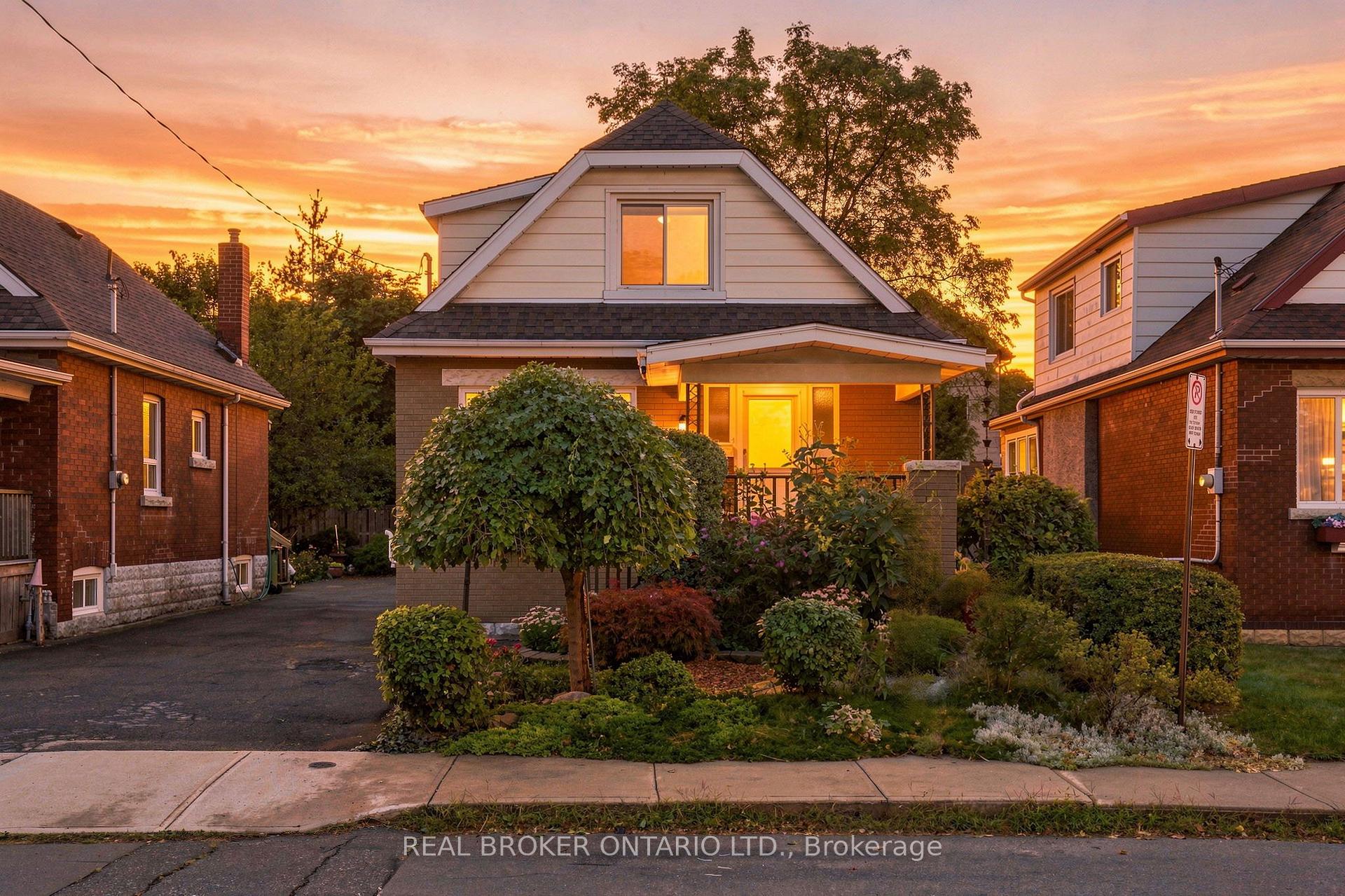 Photo 1 of 51 Barons Avenue N, Hamilton, Homeside — HOMEH