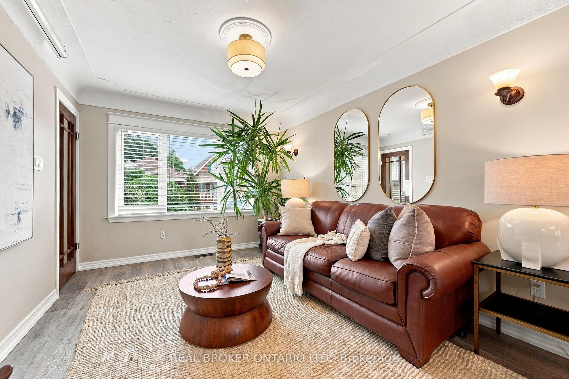 Photo 23 of 51 Barons Avenue N, Hamilton, Homeside — HOMEH