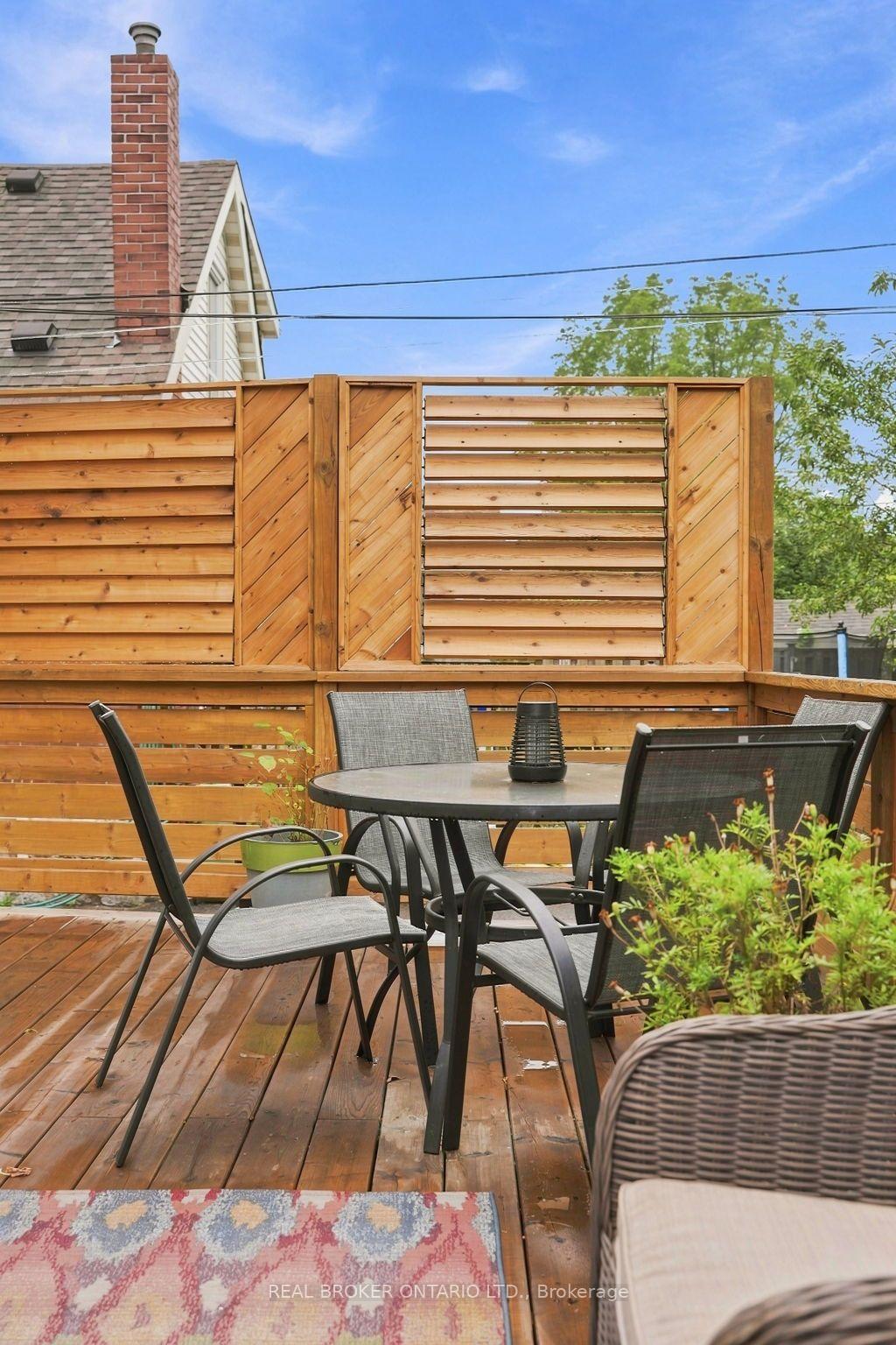 Photo 43 of 51 Barons Avenue N, Hamilton, Homeside — HOMEH