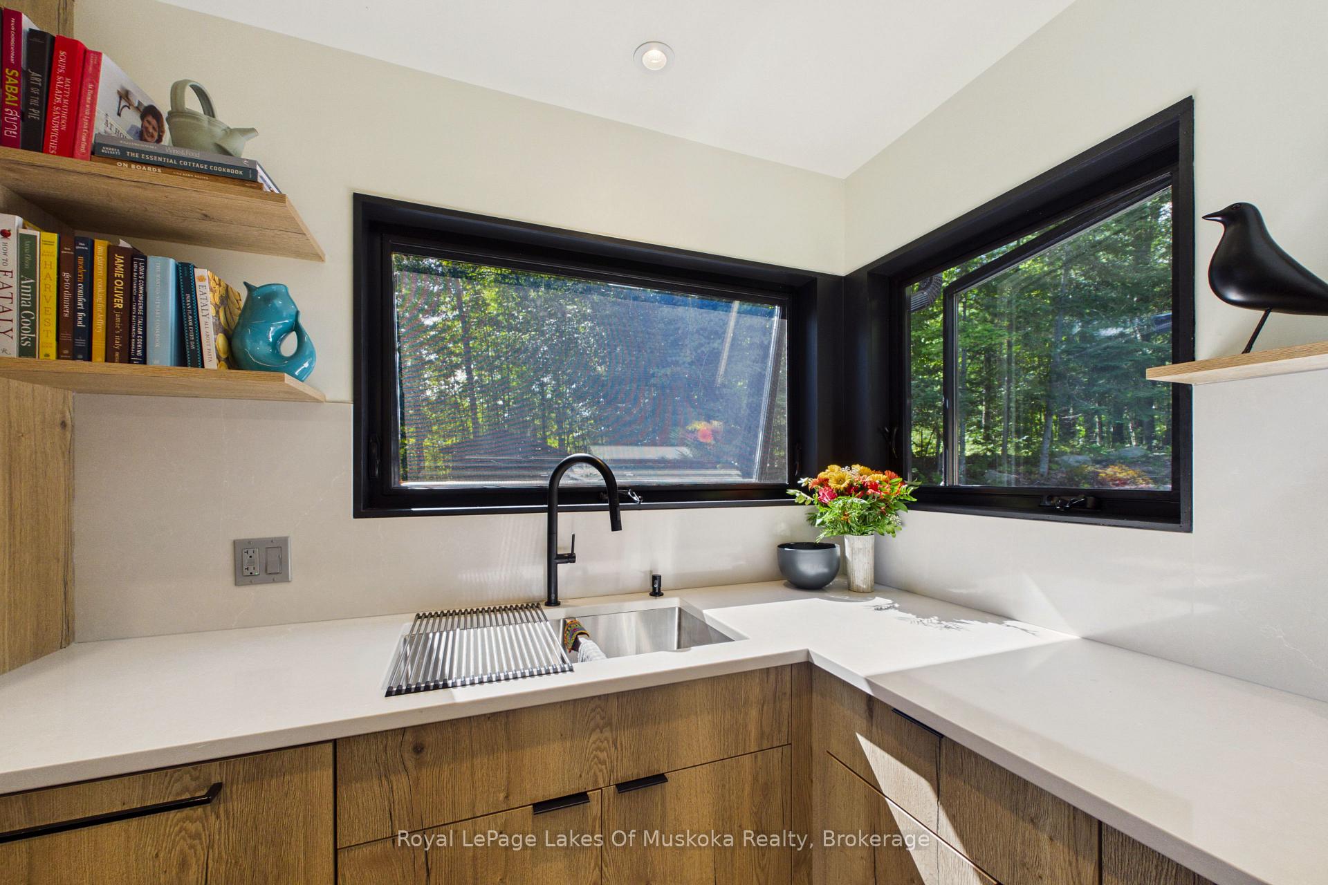 Photo 11 of 31 Feldspar Road, Magnetawan — HOMEH