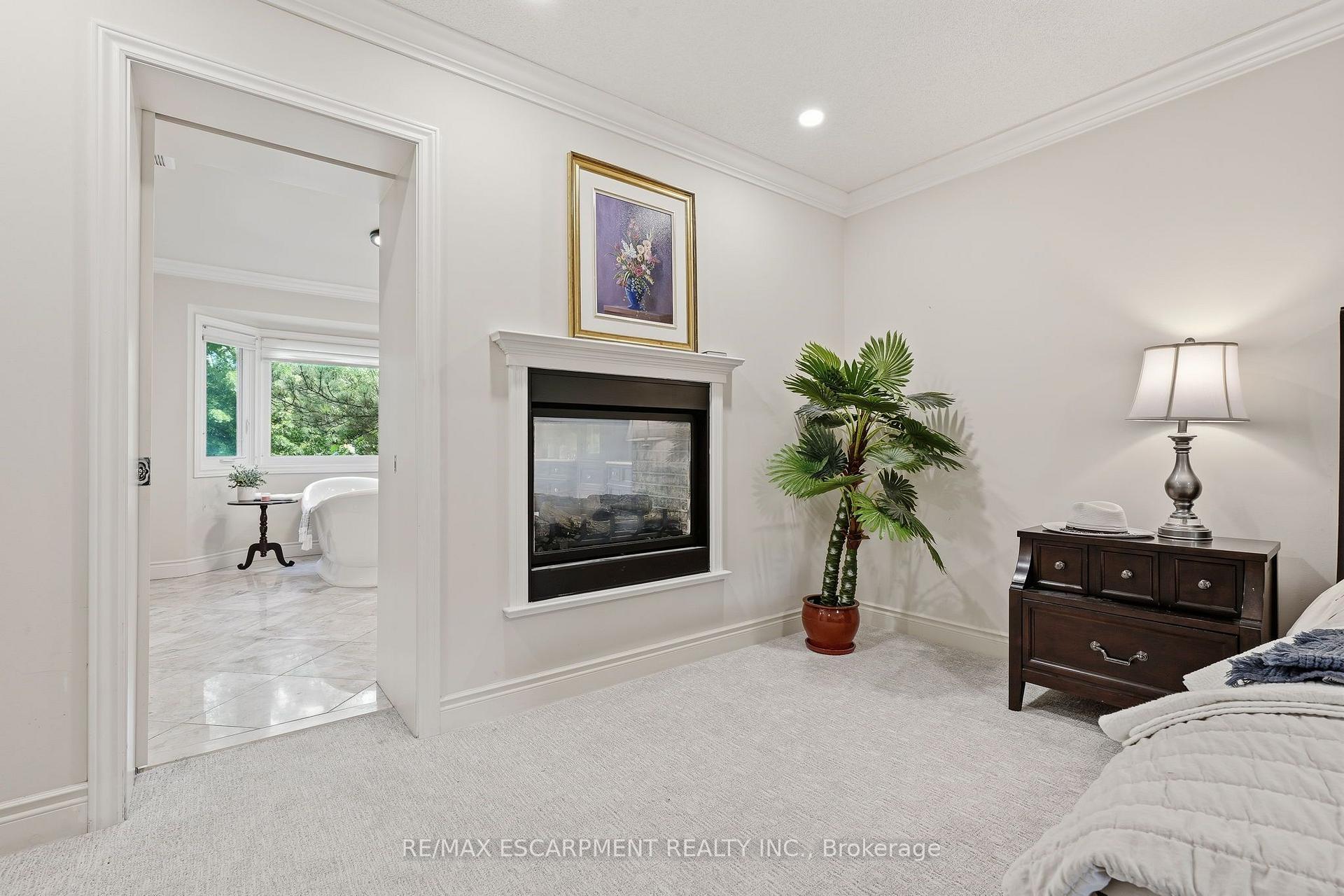 Photo 26 of 48 Woodend Drive, Hamilton, Rural Flamborough — HOMEH