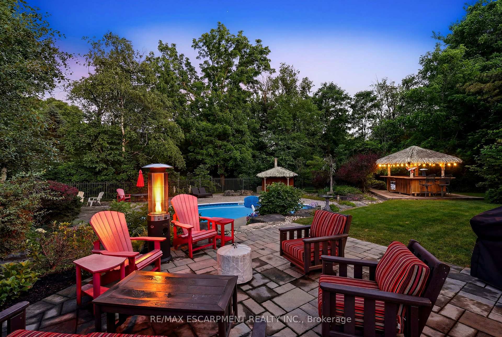 Photo 47 of 48 Woodend Drive, Hamilton, Rural Flamborough — HOMEH