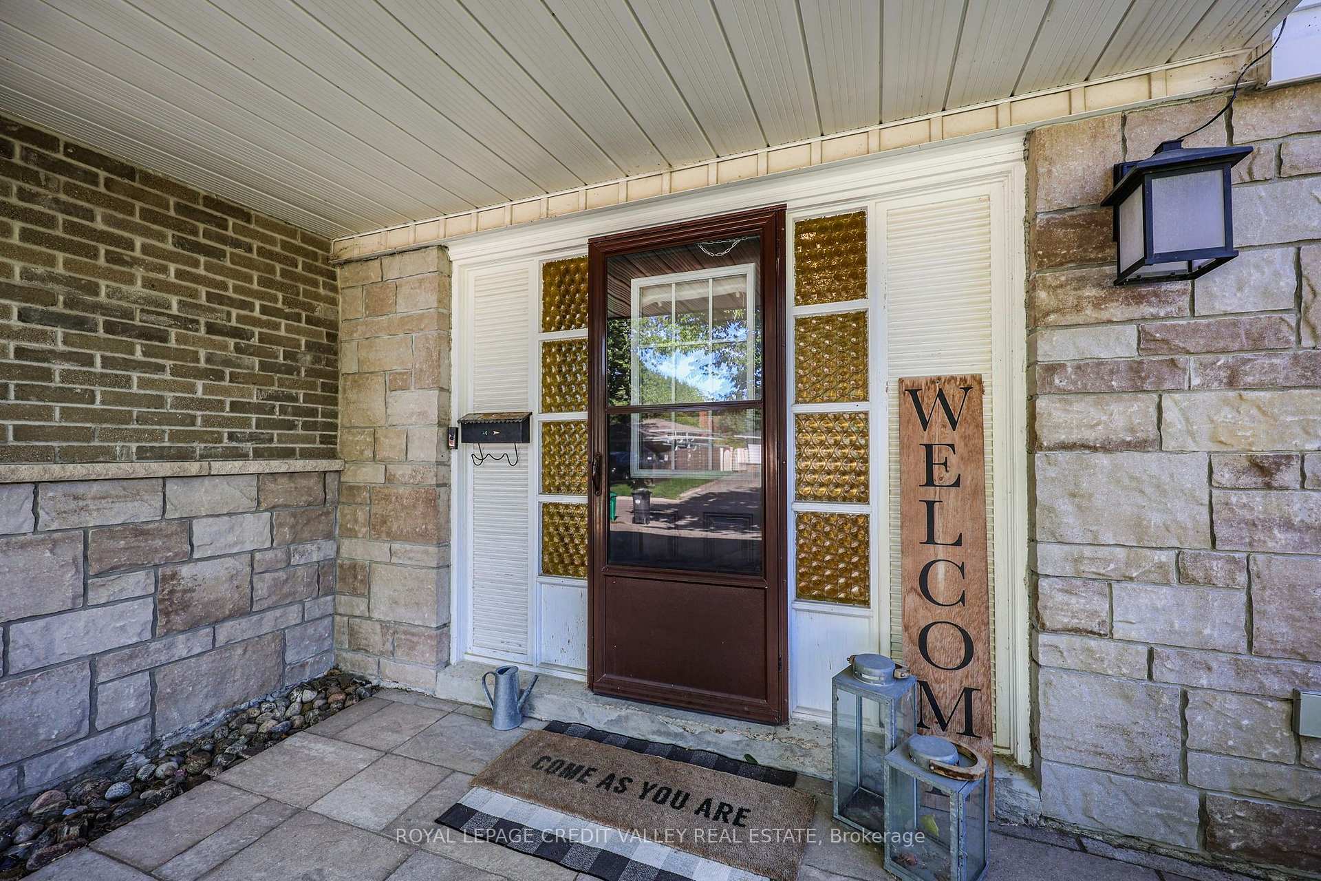 Photo 6 of 31 Melville Crescent, Brampton, Brampton East — HOMEH