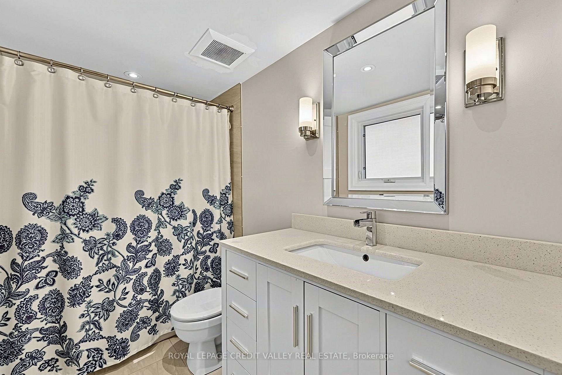 Photo 33 of 31 Melville Crescent, Brampton, Brampton East — HOMEH