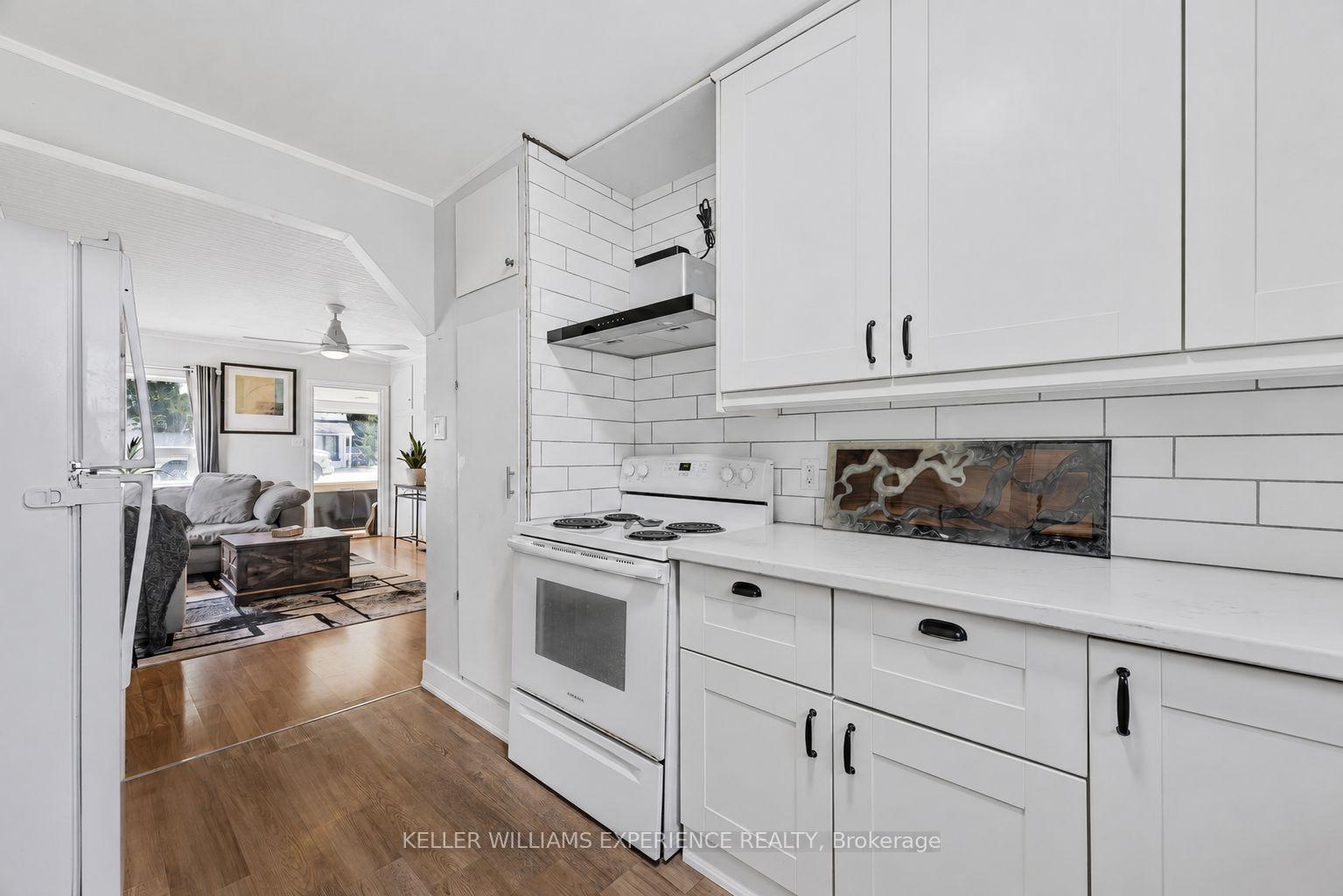 Photo 4 of 3829 Crossland Road, Springwater, Rural Springwater — HOMEH
