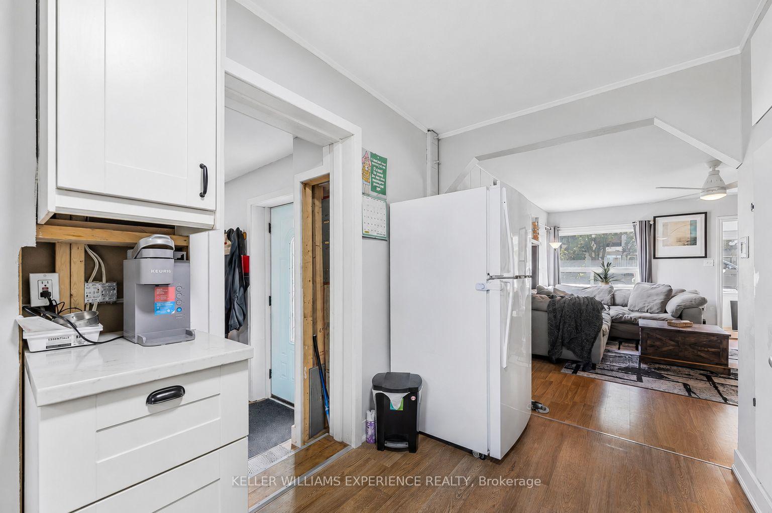 Photo 6 of 3829 Crossland Road, Springwater, Rural Springwater — HOMEH